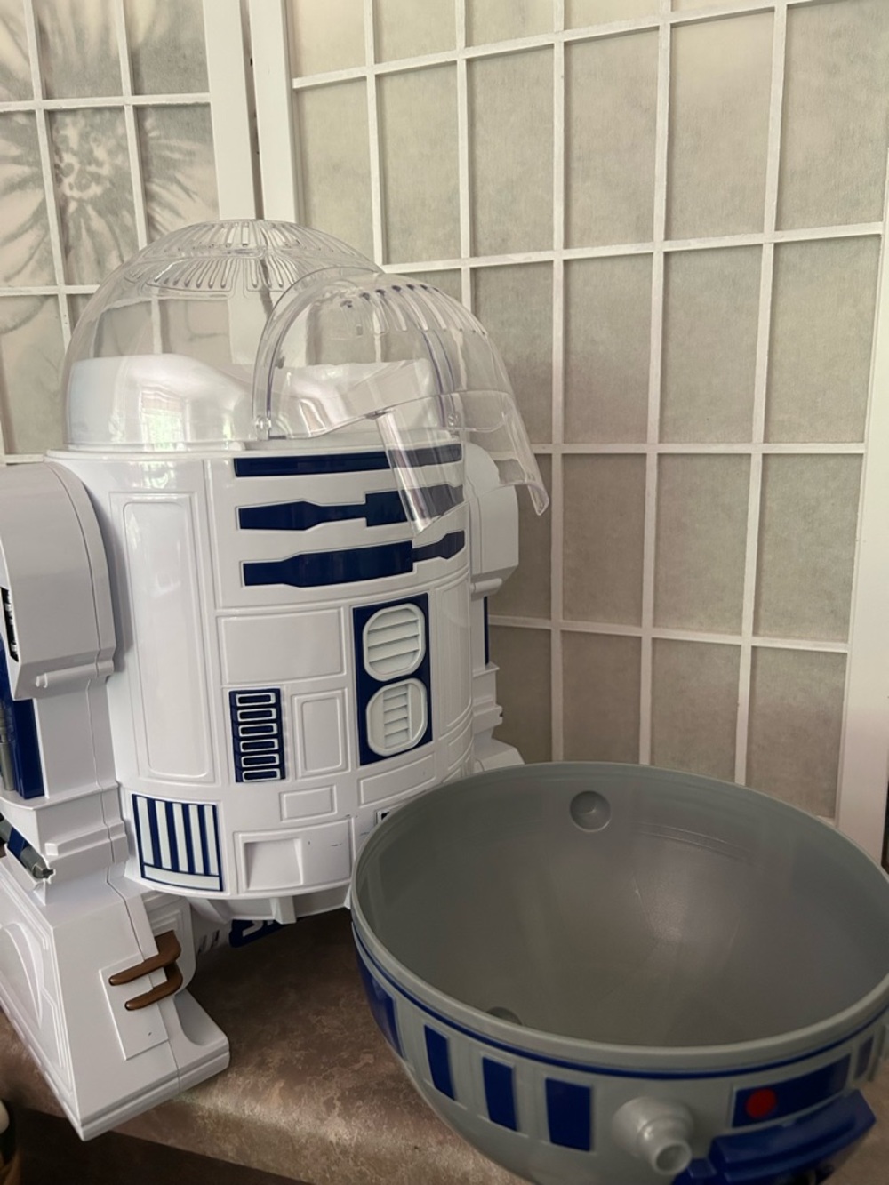Star Wars R2D2 Popcorn Maker - Picture 3 of 9